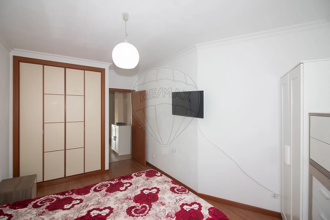 Apartamento T2 para Venda em Carregado e Cadafais Foto 20