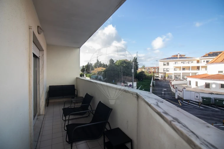 Apartamento T2 para Venda em Carregado e Cadafais Foto 12