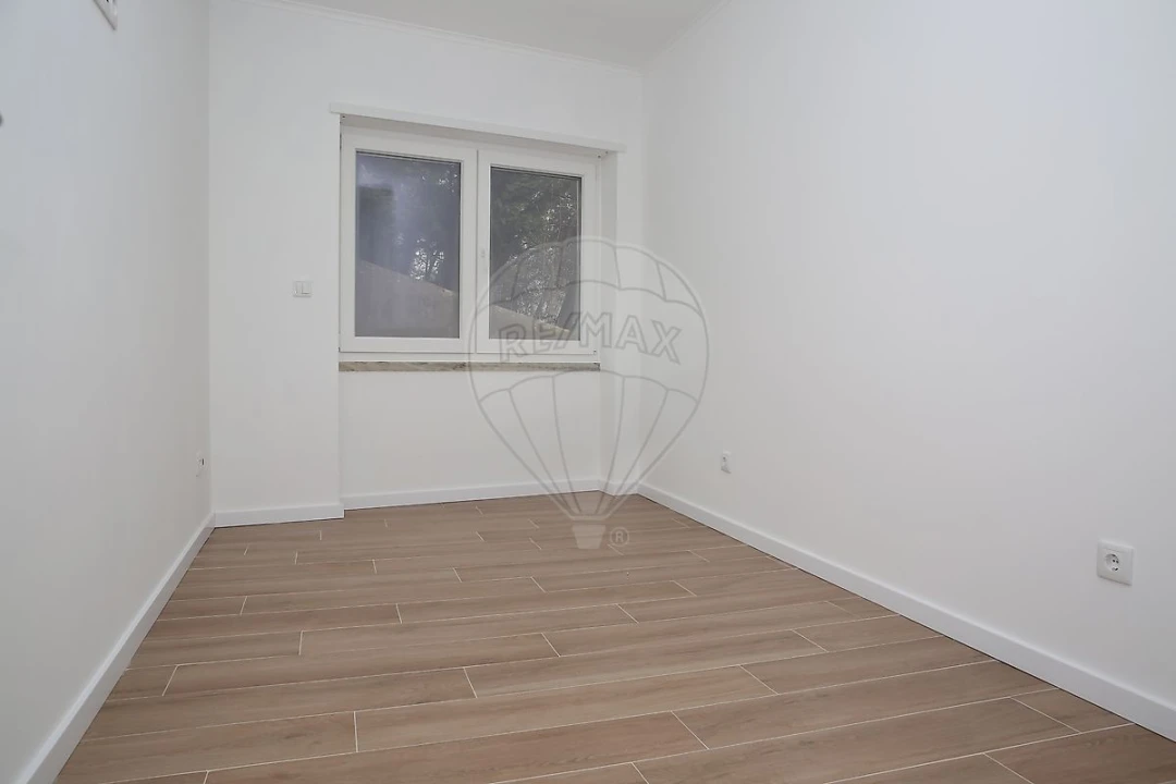 Apartamento T3 para Arrendamento em Alverca do Ribatejo e Sobralinho Foto 2