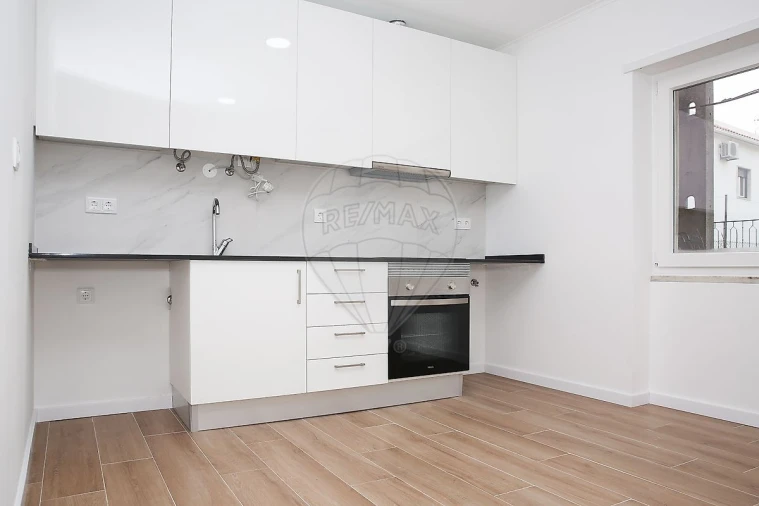 Apartamento T3 para Arrendamento em Alverca do Ribatejo e Sobralinho Foto 25