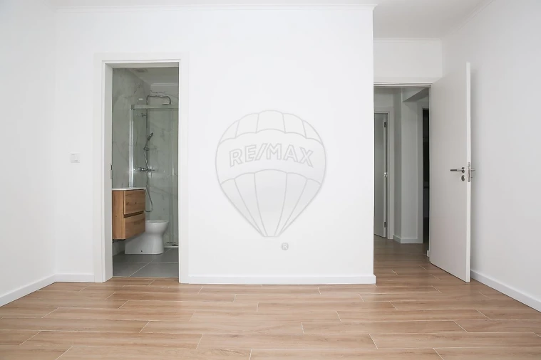 Apartamento T3 para Arrendamento em Alverca do Ribatejo e Sobralinho Foto 12