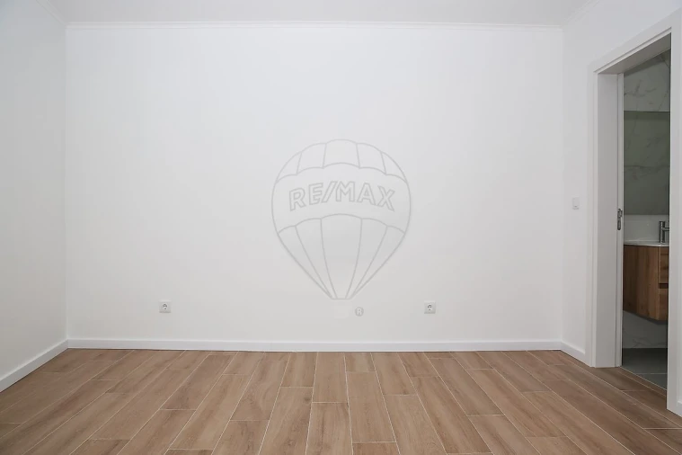 Apartamento T3 para Arrendamento em Alverca do Ribatejo e Sobralinho Foto 14