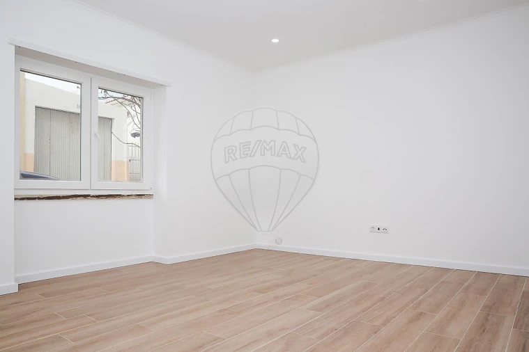 Apartamento T3 para Arrendamento em Alverca do Ribatejo e Sobralinho Foto 10