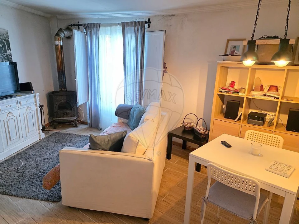 Moradia T1 para Venda em Alhandra, São João dos Montes e Calhandriz Foto 2