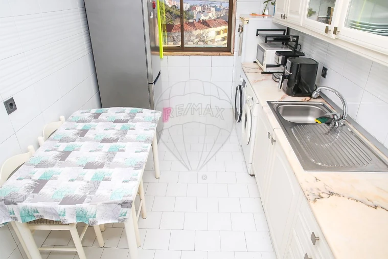 Apartamento T2 para Venda em Vila Franca de Xira Foto 3