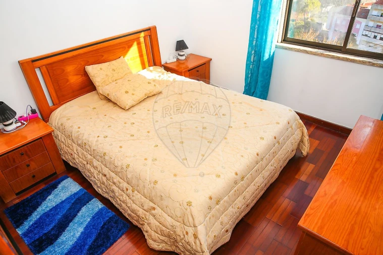 Apartamento T2 para Venda em Vila Franca de Xira Foto 11