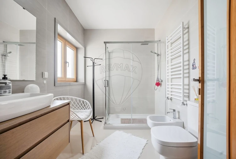 Moradia T4 para Venda em Santa Joana Foto 17