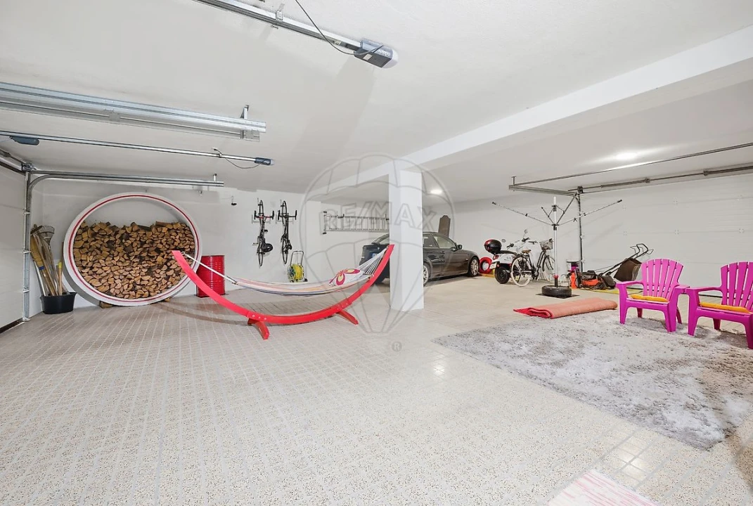 Moradia T4 para Venda em Santa Joana Foto 48