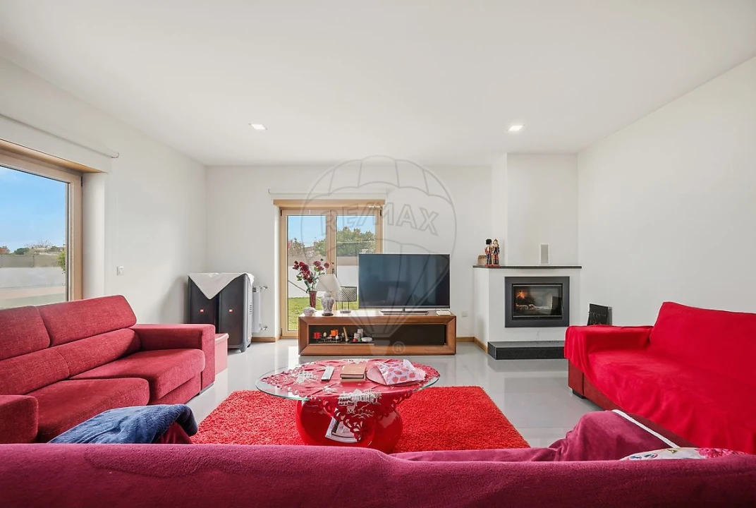 Moradia T4 para Venda em Santa Joana Foto 6