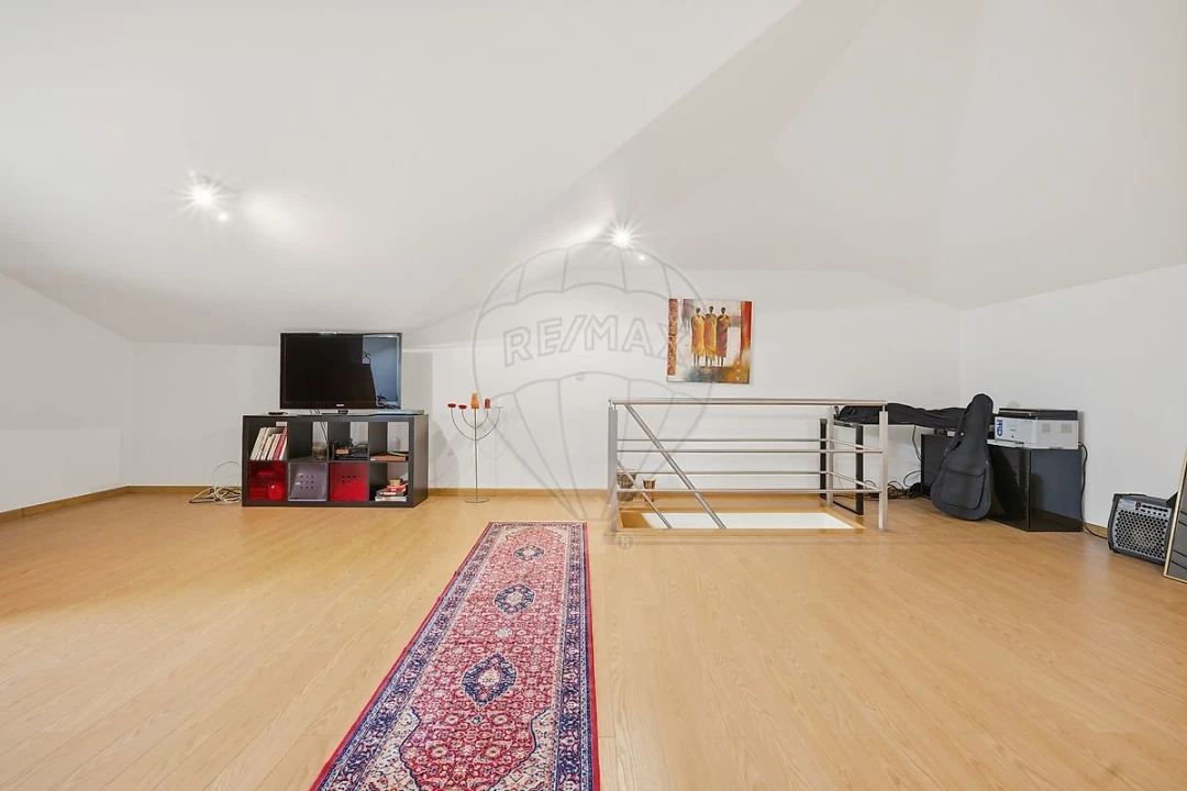 Moradia T4 para Venda em Santa Joana Foto 43