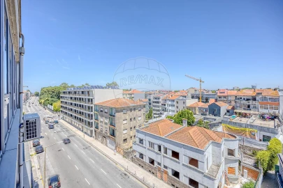 Apartamento T2 para Venda em Paranhos