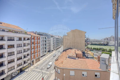 Apartamento T2 para Venda em Paranhos