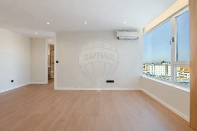Apartamento T1 para Venda em Paranhos