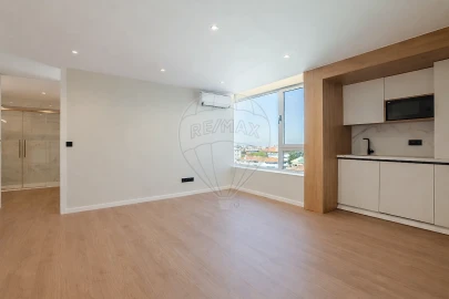 Apartamento T1 para Venda em Paranhos