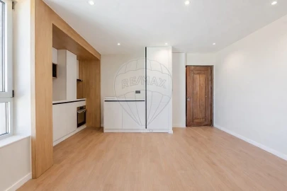 Apartamento T1 para Venda em Paranhos