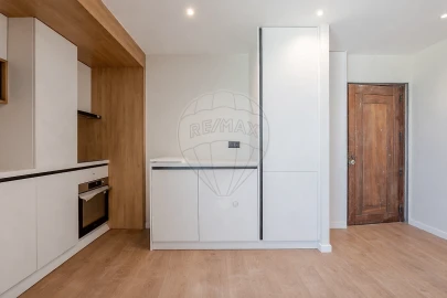 Apartamento T1 para Venda em Paranhos