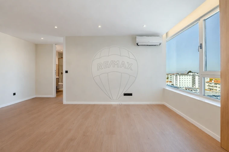 Apartamento T1 para Venda em Paranhos Foto 34
