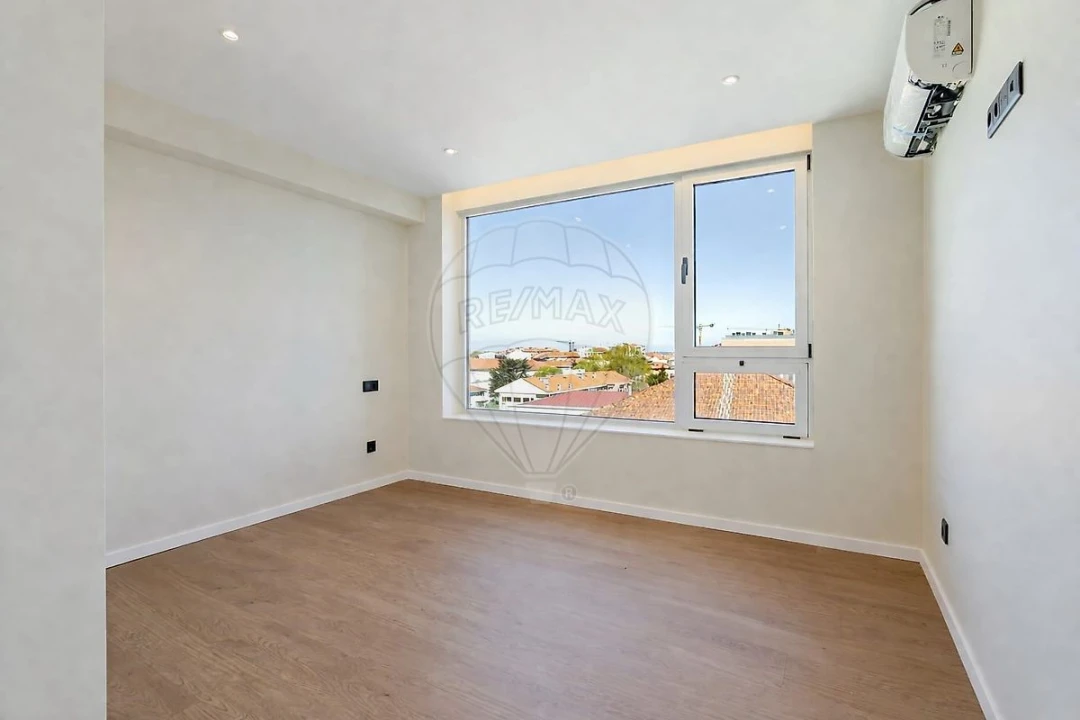 Apartamento T1 para Venda em Paranhos Foto 16