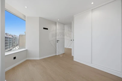 Apartamento T2 para Venda em Paranhos