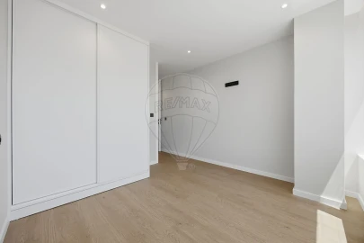Apartamento T2 para Venda em Paranhos