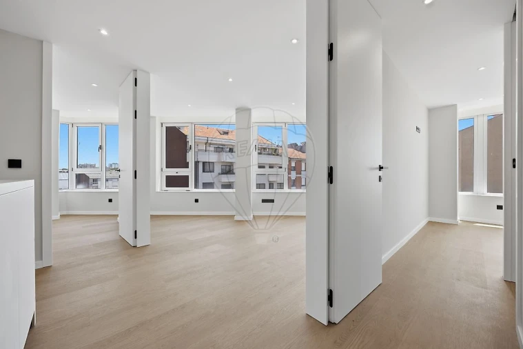 Apartamento T2 para Venda em Paranhos Foto 6