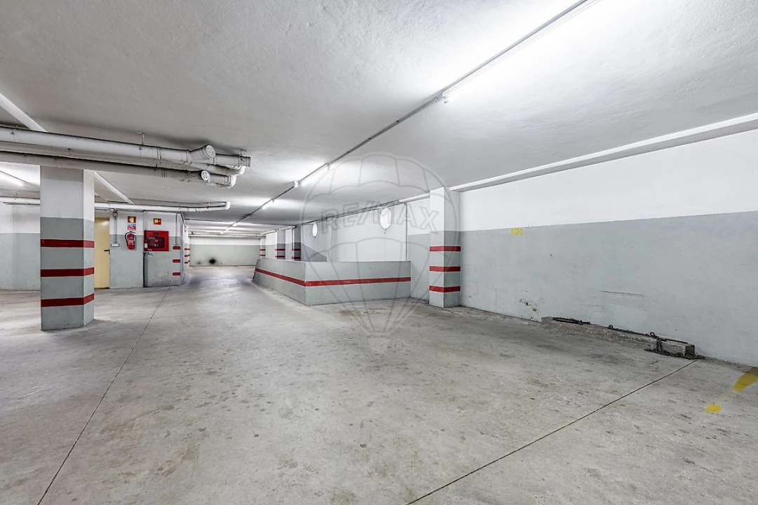 Apartamento T2 para Arrendamento em Cidade da Maia Foto 18