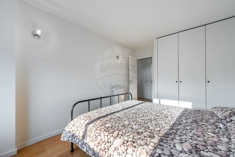 Apartamento T2 para Arrendamento em Cidade da Maia Foto 14