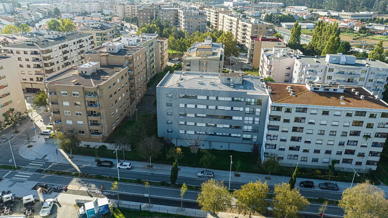 Apartamento T2 para Arrendamento em Cidade da Maia Foto 26