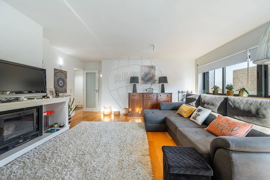 Apartamento T2 para Arrendamento em Cidade da Maia Foto 9