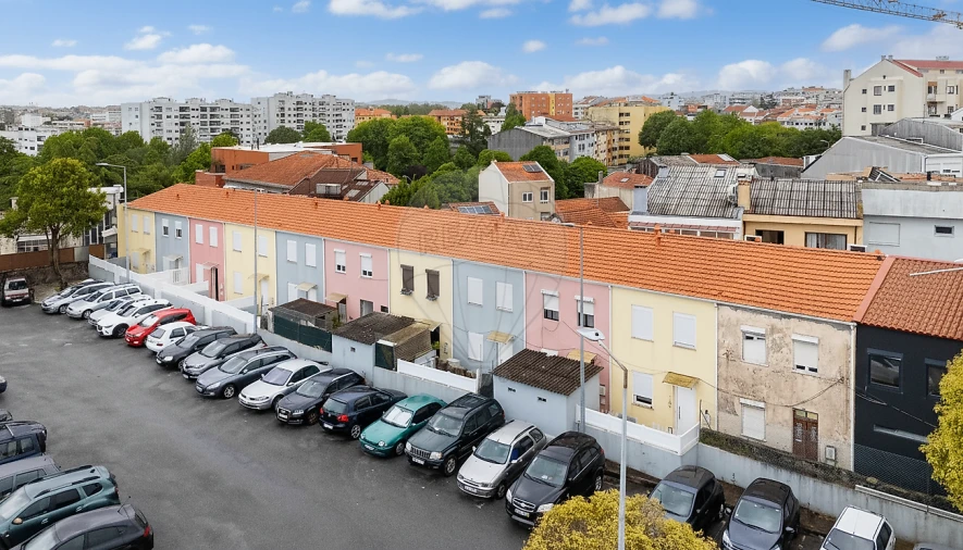 Moradia T1 para Arrendamento em Paranhos Foto 2