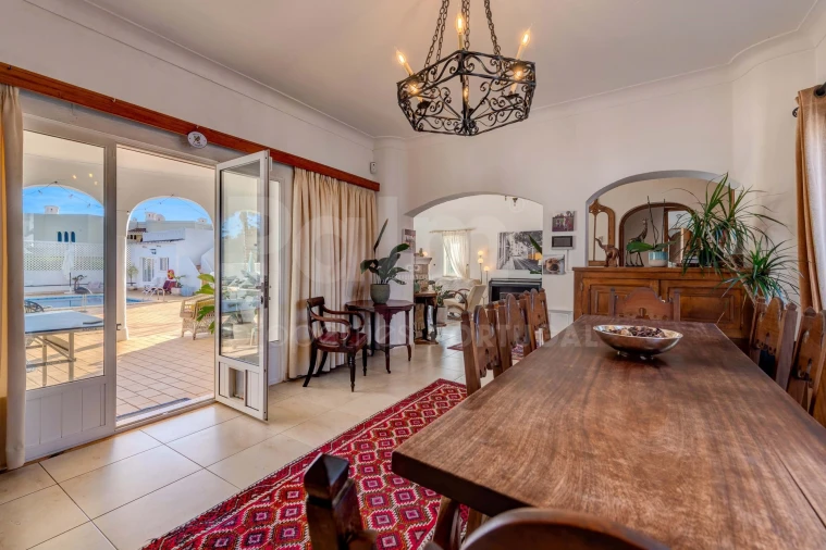 Moradia T6 para Venda em Ferragudo Foto 10