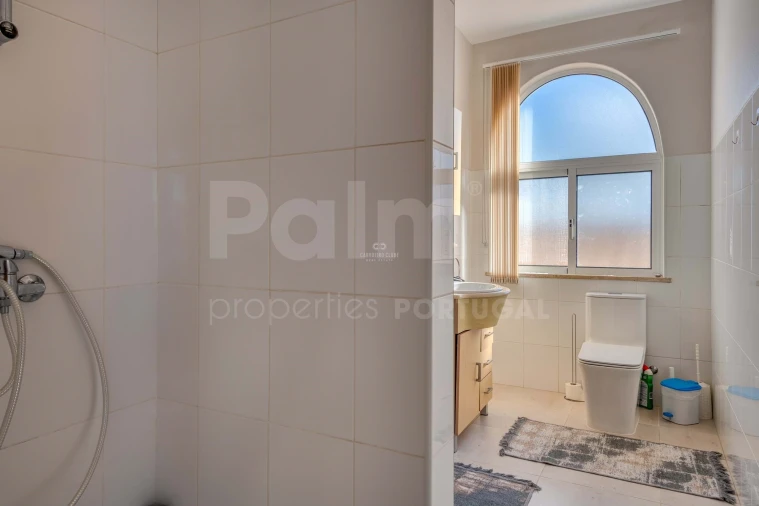 Moradia T6 para Venda em Ferragudo Foto 33