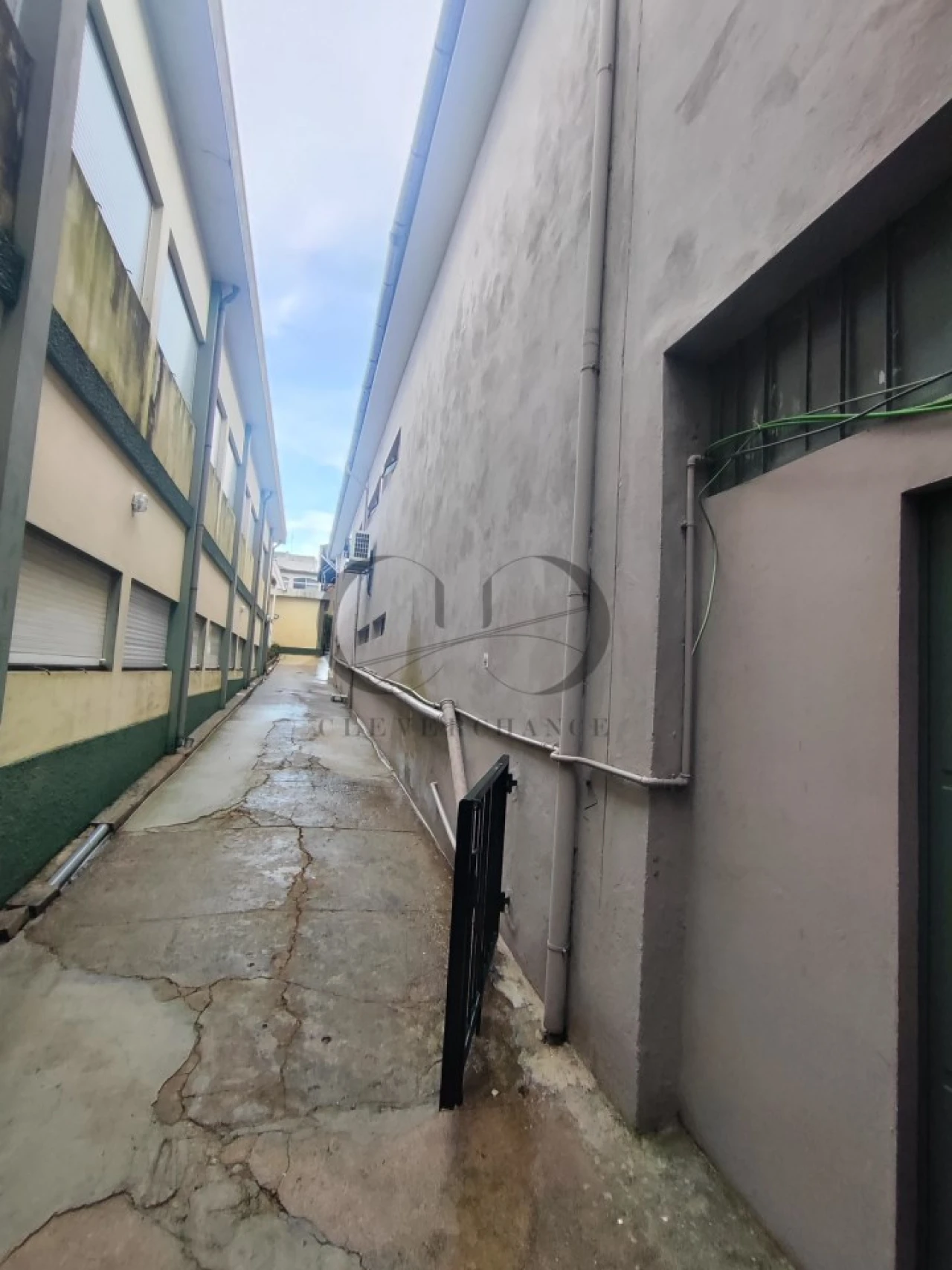 Armazém para Venda em Santa Marinha e São Pedro da Afurada Foto 10