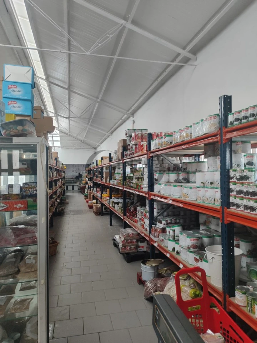 Armazém para Venda em Santa Marinha e São Pedro da Afurada Foto 3