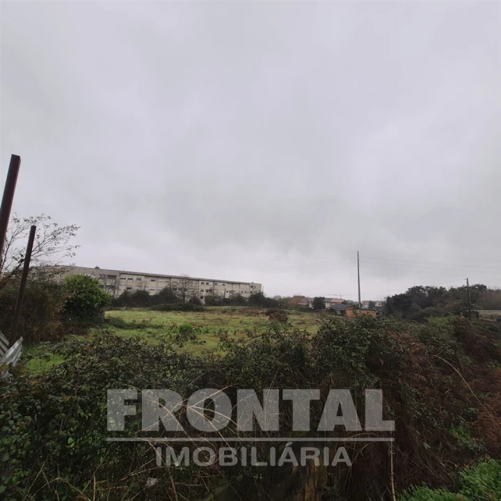 Terreno para Venda em Rio Tinto Foto 12