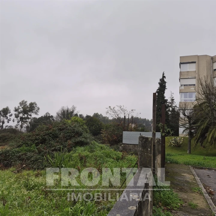Terreno para Venda em Rio Tinto Foto 8