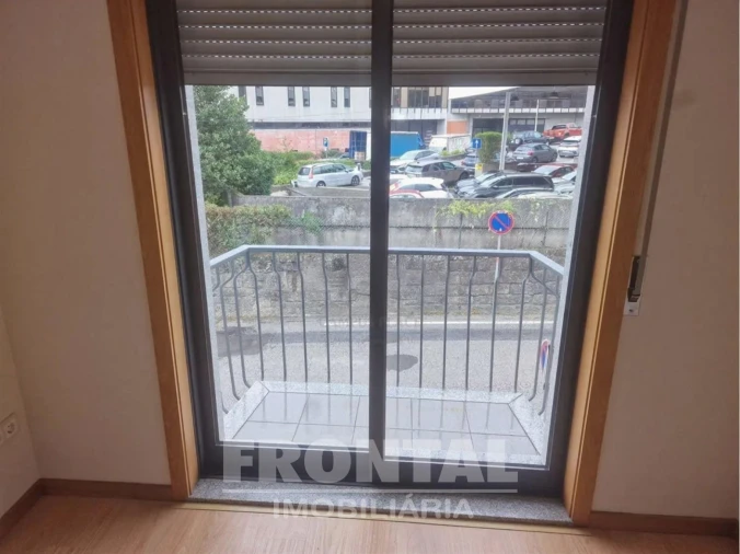 Apartamento T2 para Arrendamento em São Mamede de Infesta e Senhora da Hora Foto 3