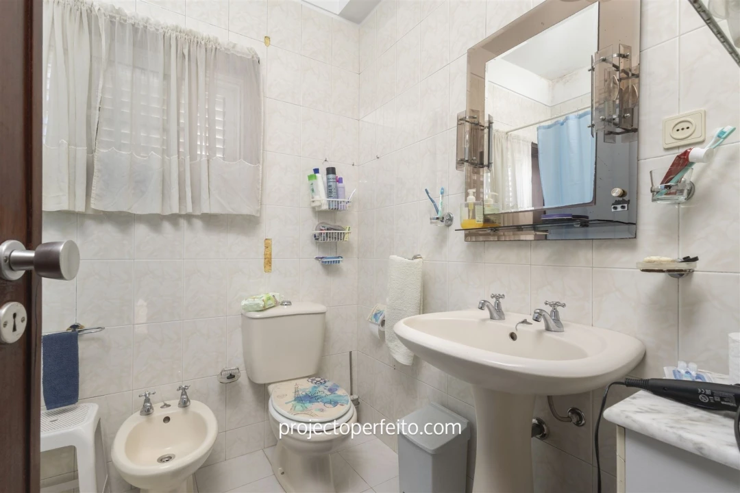 Moradia T4 para Venda em Anta e Guetim Foto 22