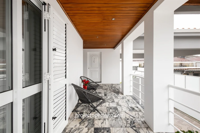 Moradia T3 para Venda em Serzedo e Perosinho Foto 13