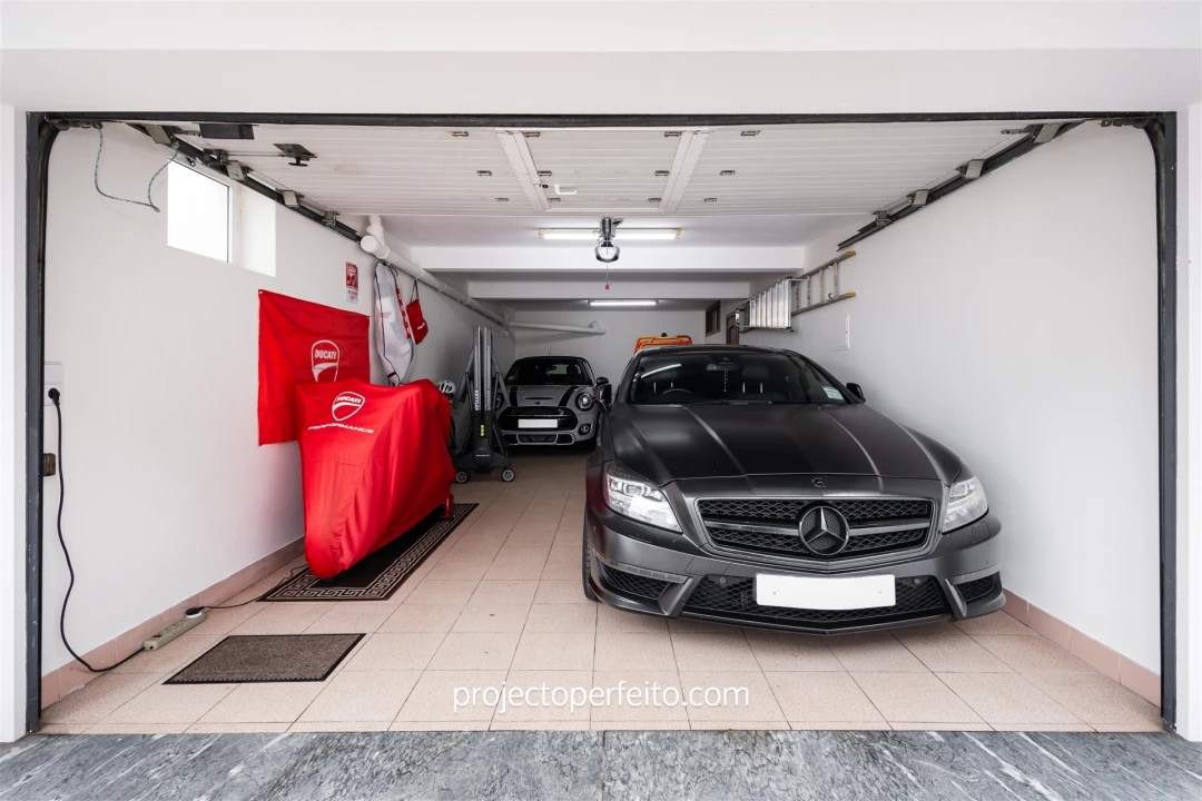 Moradia T3 para Venda em Serzedo e Perosinho Foto 25