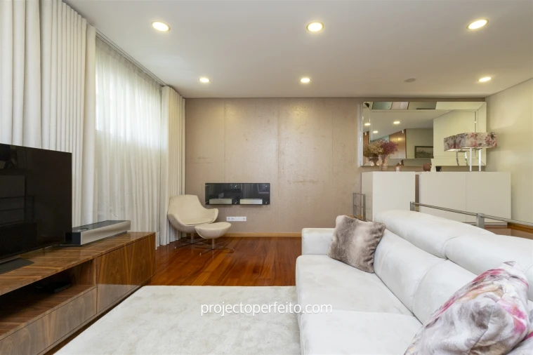 Moradia T3 para Venda em Espinho Foto 13