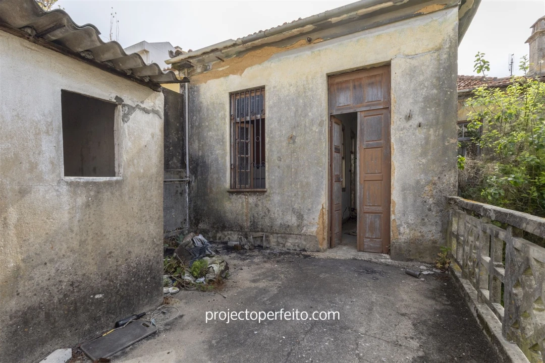 Moradia T4 para Venda em Espinho Foto 2