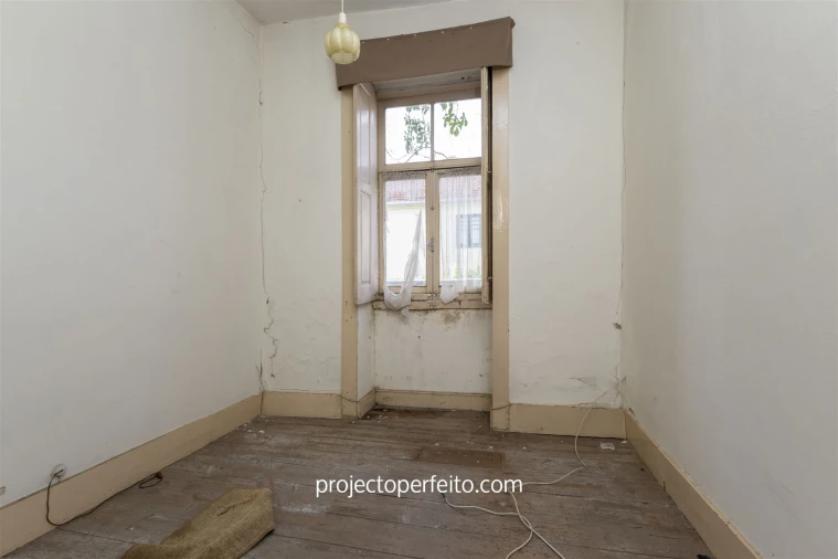 Moradia T4 para Venda em Espinho Foto 23