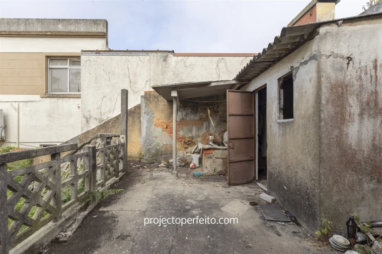 Moradia T4 para Venda em Espinho Foto 6