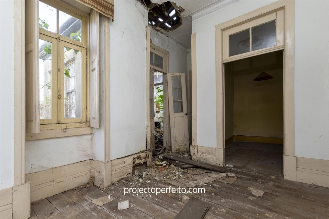 Moradia T4 para Venda em Espinho Foto 25