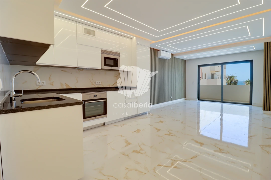 Apartamento T2 para Venda em Quarteira Foto 6