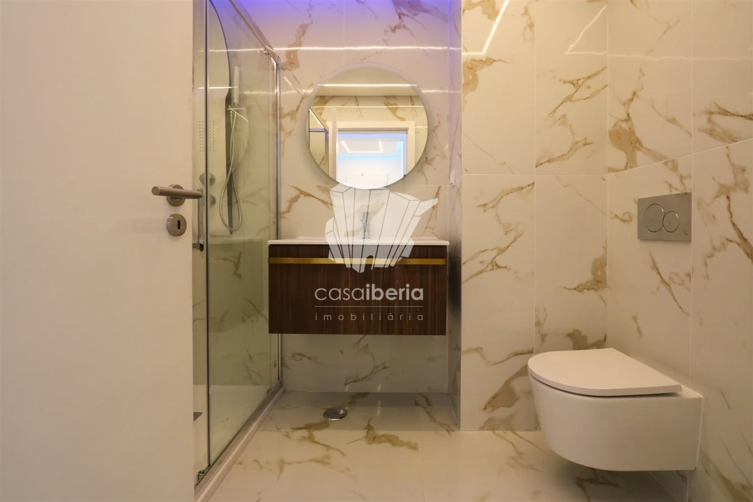 Apartamento T2 para Venda em Quarteira Foto 28
