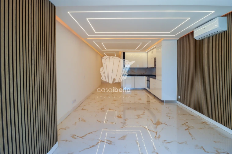 Apartamento T2 para Venda em Quarteira Foto 8