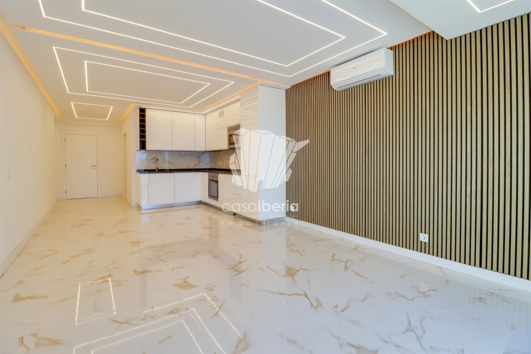 Apartamento T2 para Venda em Quarteira Foto 7