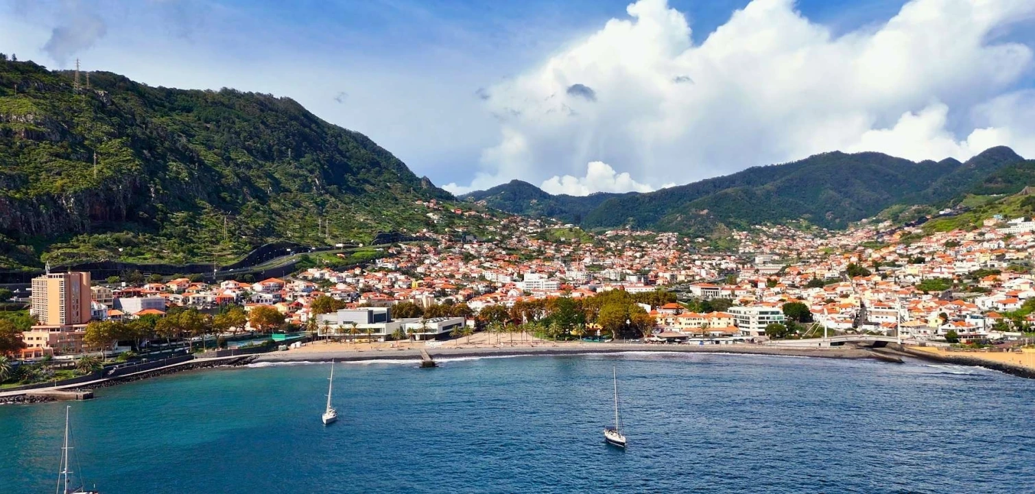 Apartamento T0 para Venda em Machico Foto 7